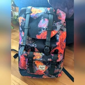 Herschel Little America Backpack  Mid-Volume